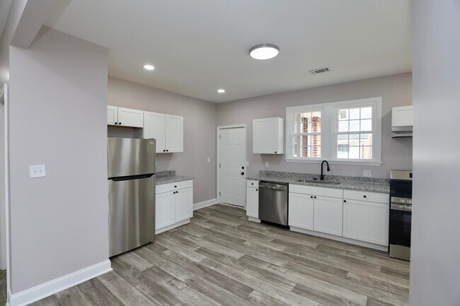 Building Photo - 11 Kendrick St