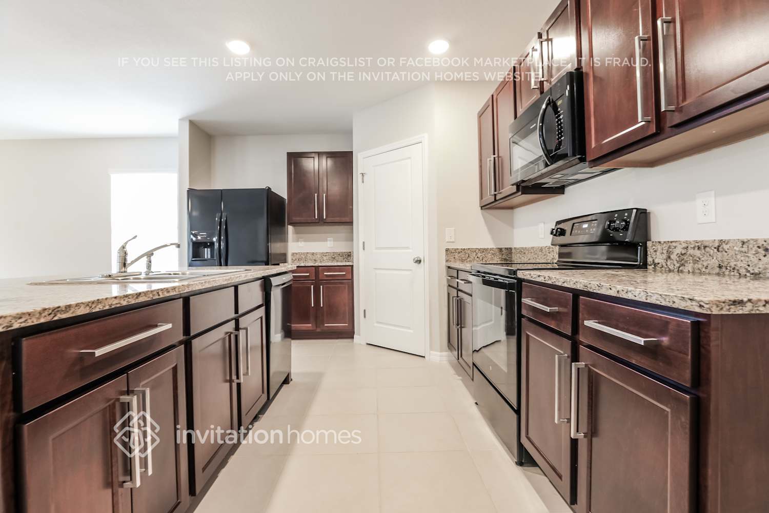 Building Photo - 137 Tierra Verde Way