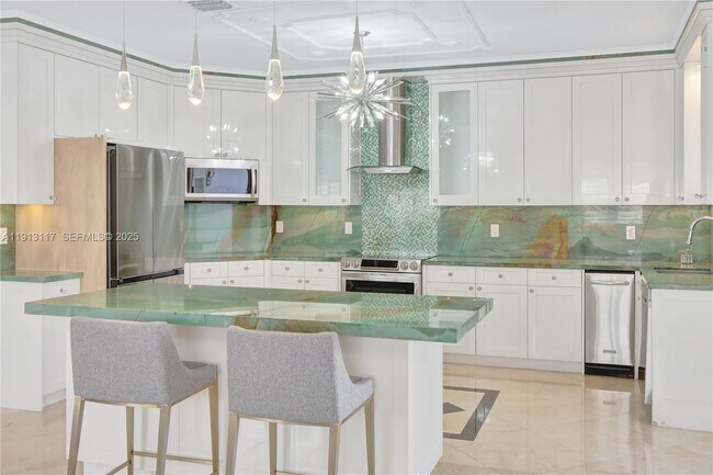 Building Photo - 3191 SW 133rd Ct