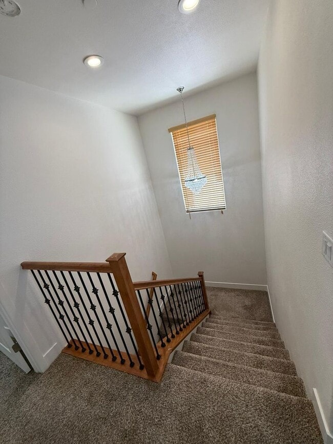 Building Photo - 5891 Dulwich Way