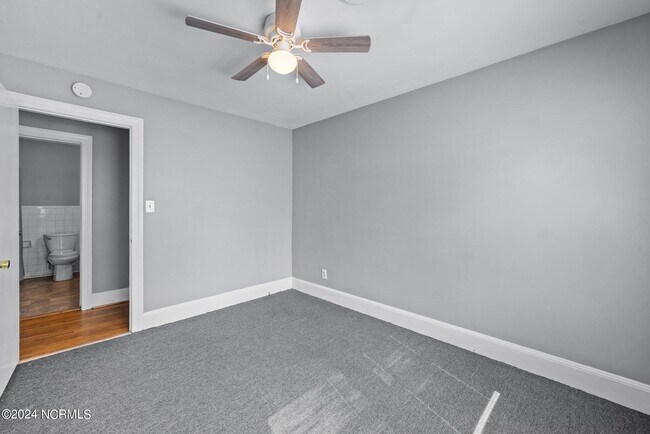 Building Photo - 1309 Willow St