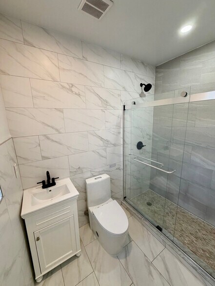 Building Photo - 59 Arlington Ave