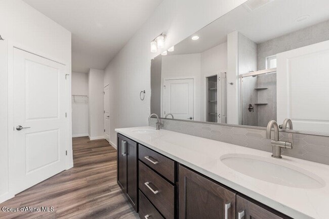 Building Photo - 3360 N Segar Loop
