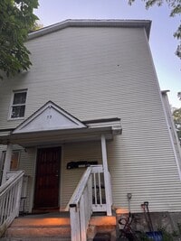 Building Photo - 70 Union St