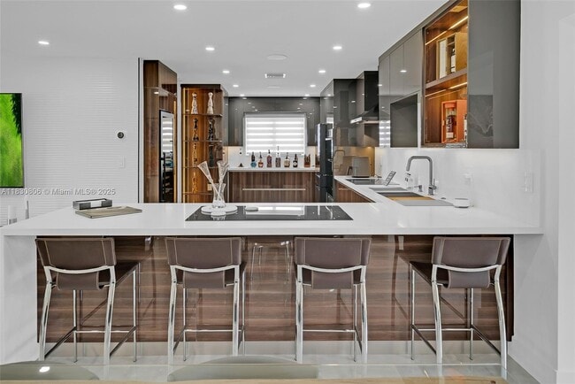 Building Photo - 9241 SW 55th St