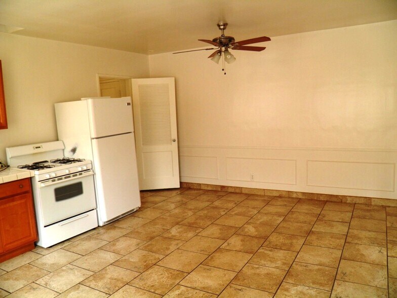 Building Photo - 1269 S Ridgeley Dr