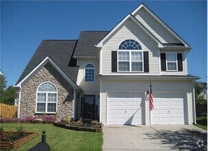 Building Photo - Stunning 4 bed / 2.5 bath home located in ...