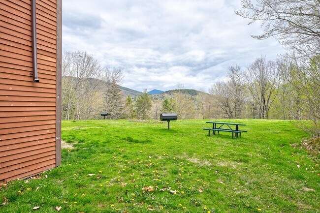Building Photo - F37 Nordic Village Ln