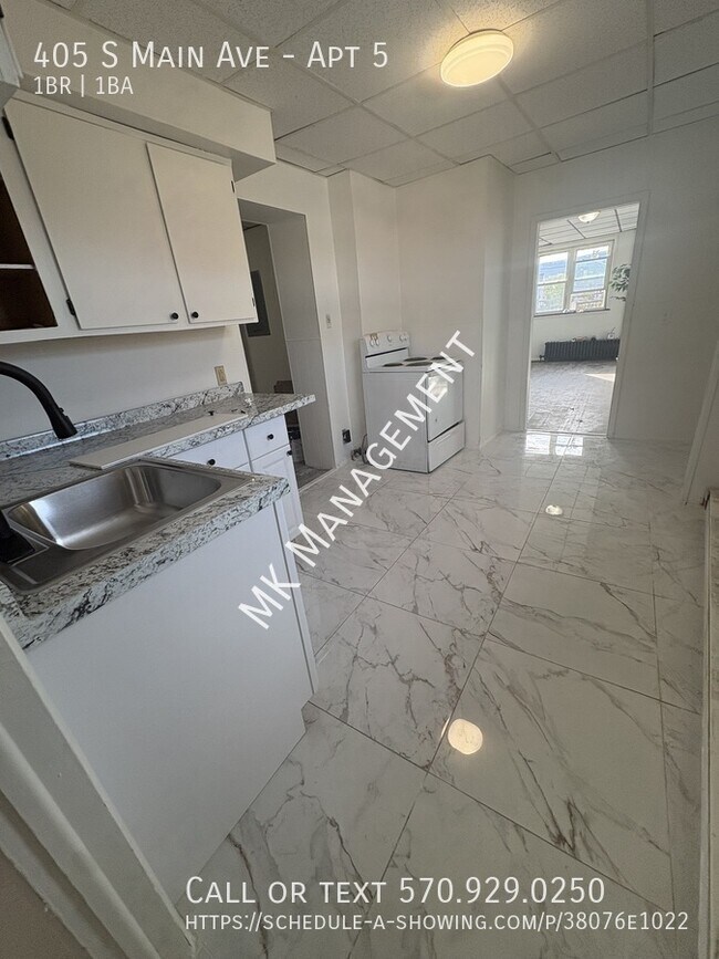 Building Photo - 405 S Main Ave