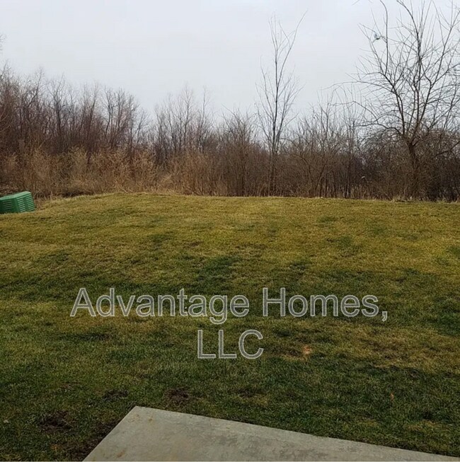 Building Photo - 2176 SW Timbertrace Ln