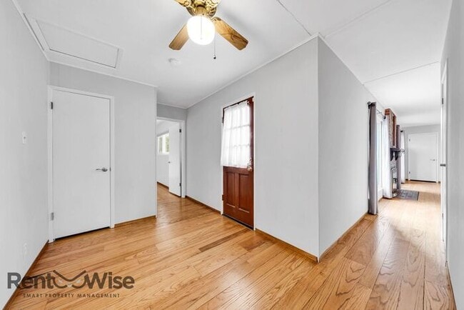 Building Photo - 2080 Helena Way