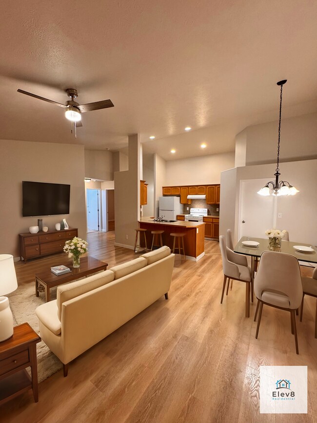 Building Photo - Modern Duplex Living in South Hill – Welco...