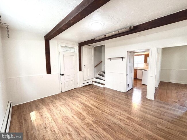 Building Photo - 970 Disston View Dr