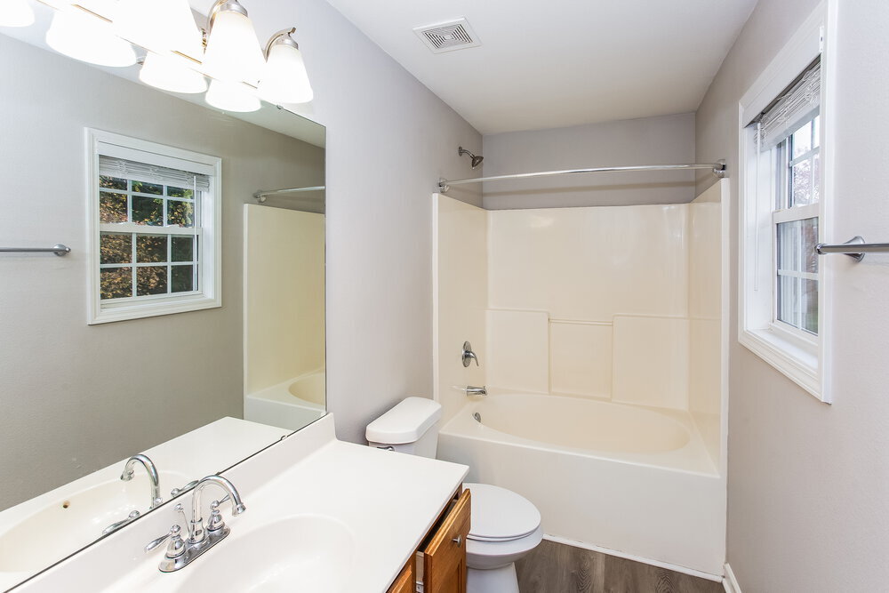 Building Photo - 2642 Oasis Ln