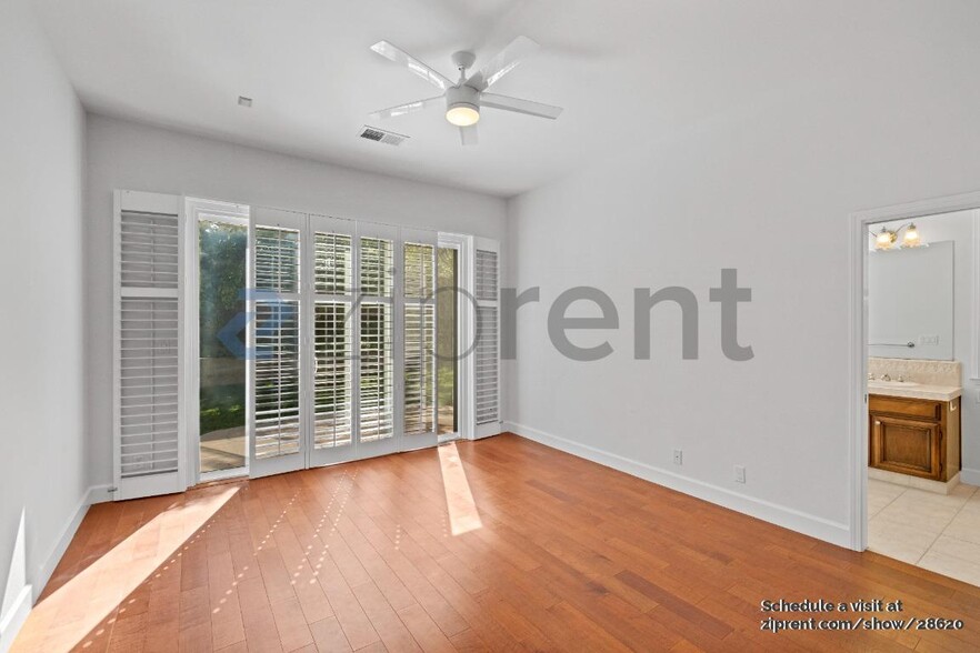 Building Photo - 9307 Mediar Dr