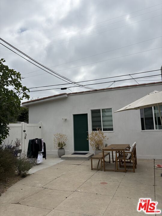Building Photo - 816 N McCadden Pl