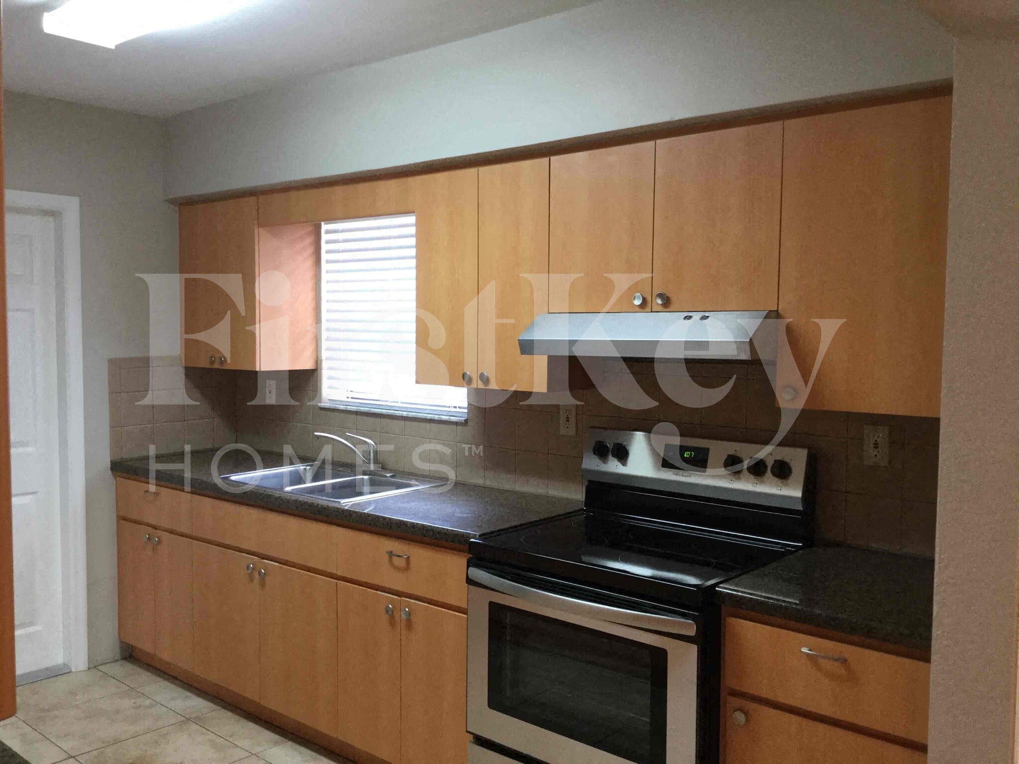 Building Photo - 3150 SW 21st St