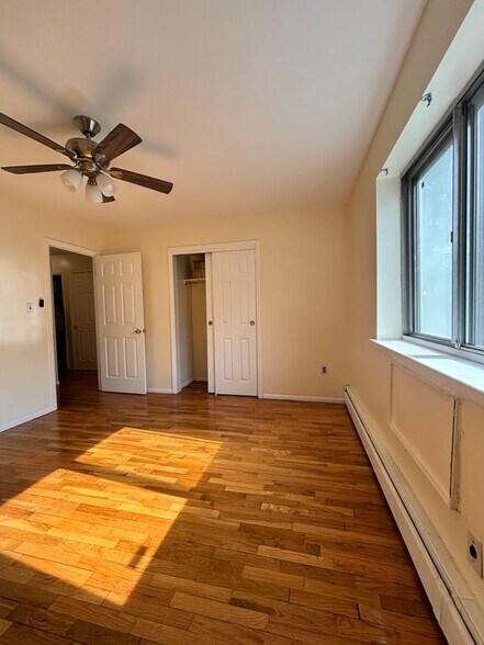 Building Photo - 2813 Gunther Ave