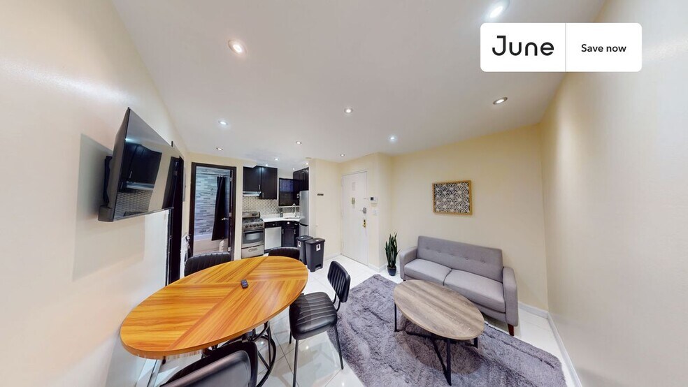 Primary Photo - 15 W 107th St