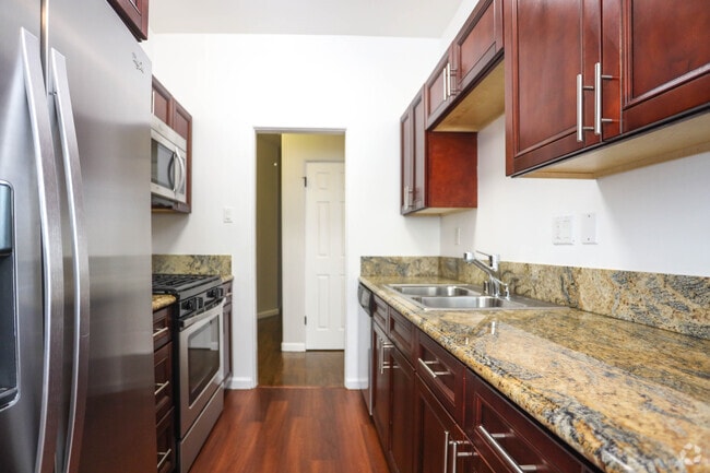 Kitchen - Almont Apartments