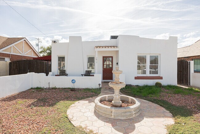 Building Photo - 1617 E Willetta St