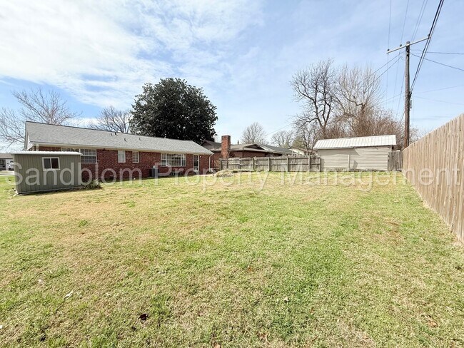 Building Photo - For Lease | Midtown Tulsa | Available Now!