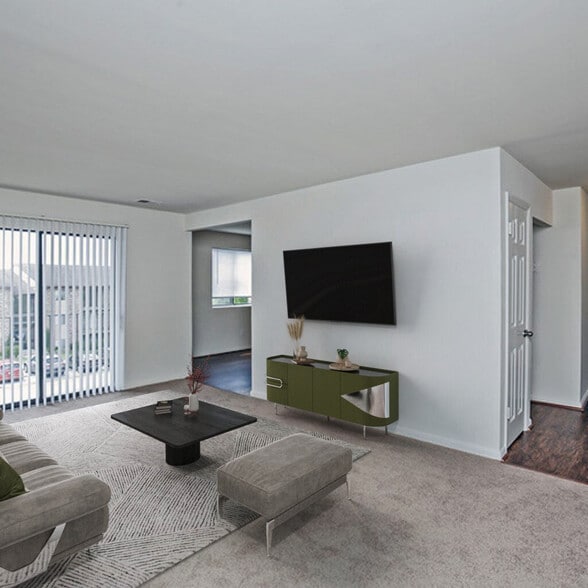 Building Photo - Burnam Woods Aparments