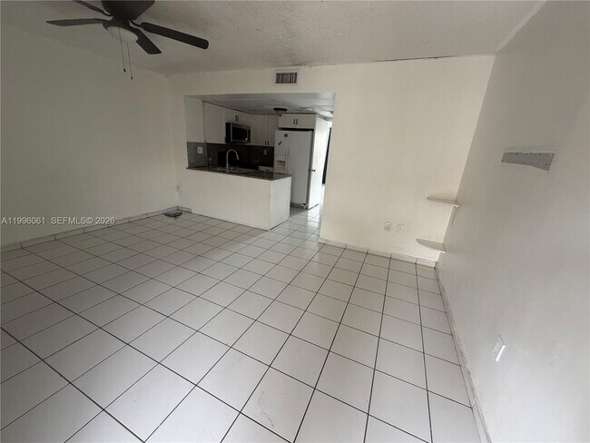 Building Photo - 2170 W 60th St