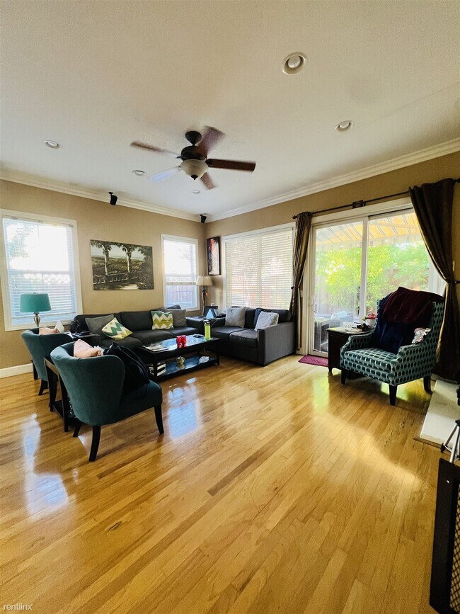 Building Photo - 4 br, 3.5 bath House - 4224 Foxford Way