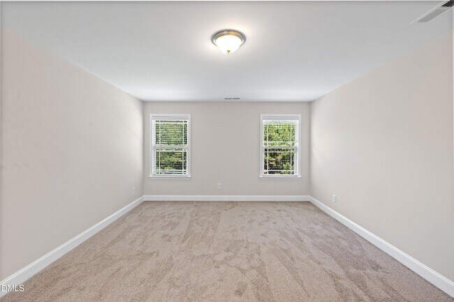 Building Photo - 227 Mayfield Dr