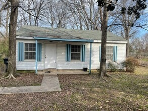 Building Photo - 4119 Belmont St