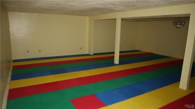Building Photo - 22865 Duffy Rd