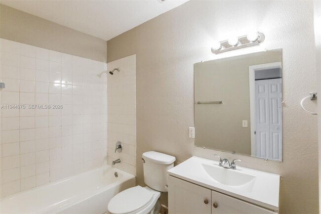 Building Photo - 275 NW 194th Terrace