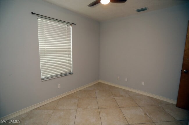 Building Photo - 5458 Martin St