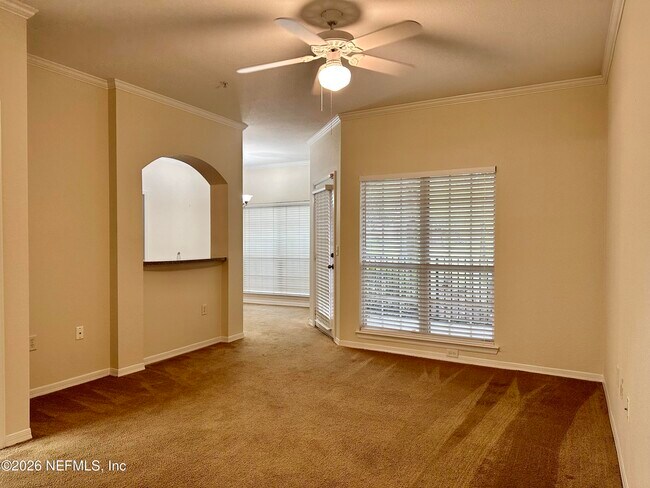 Building Photo - 7800 Point Meadows Dr