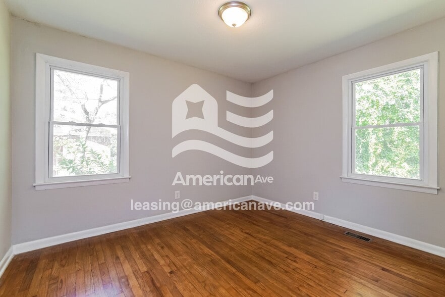 Building Photo - 7526 Decatur Dr