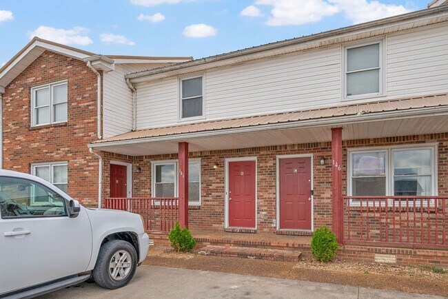 Building Photo - End Unit Ready for You to Call Home