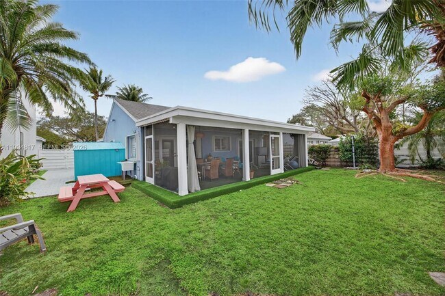 Building Photo - 14610 SW 145th Pl