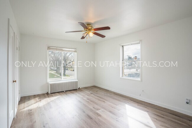 Building Photo - 411 E 300 S