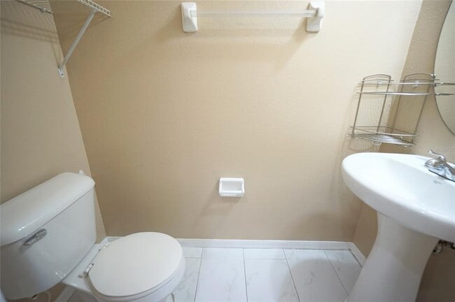 Building Photo - 6888 46th Ln N
