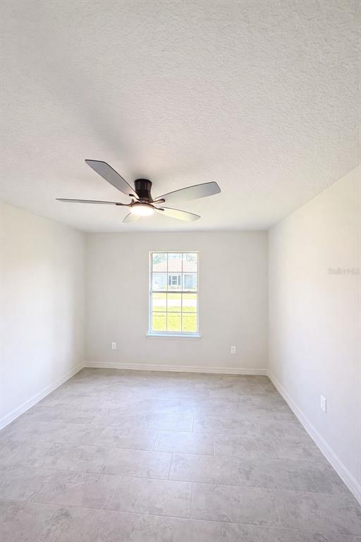 Building Photo - 31 Russkin Ln