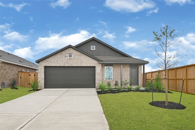 Primary Photo - 16102 Rustic Prairie Dr