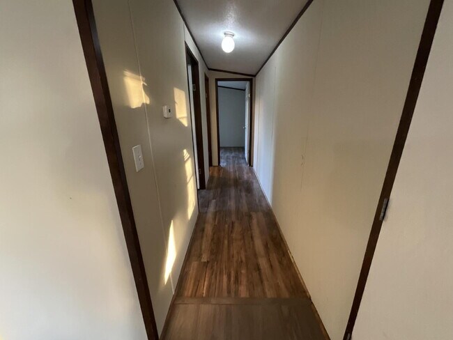 Building Photo - Charming 3-Bed, 2-Bath Retreat: Spacious 1216 Sq Ft Mobile Home in Peaceful Brazoria, TX!