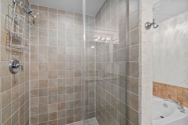 Building Photo - 200 S Dawson St