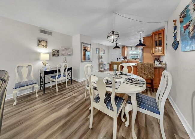 Building Photo - 1028 Apollo Beach Blvd