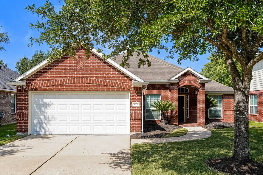 Primary Photo - 24026 Hackberry Creek Dr