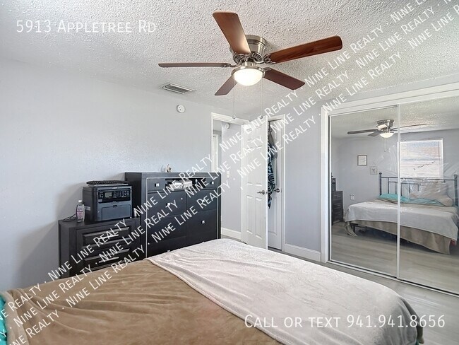 Building Photo - 5913 Appletree Rd