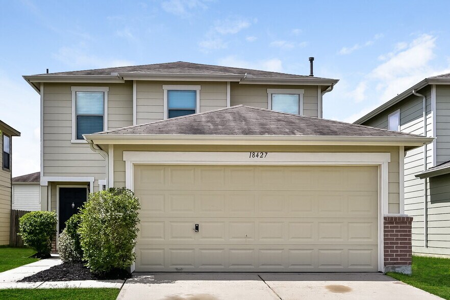 Primary Photo - 18427 Westgate Pasture Ln