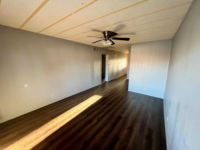 Building Photo - 202 Lobo Loop