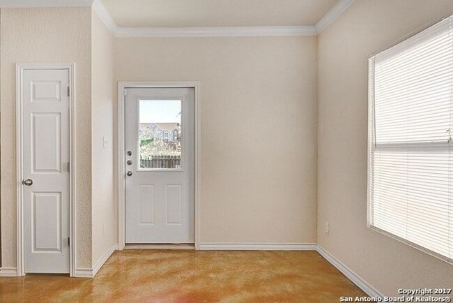 Building Photo - Wurzbach Heights Townhome for Rent ~ 3 Bedroom corner Unit with Private Yard and Garage